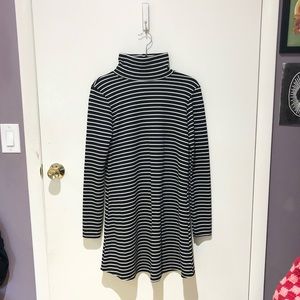 Turtleneck dress black and white stripe